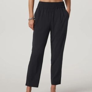 NWOT VUORI Villa High Waist Ankle Pants Women's S Black Flattering Day To Night